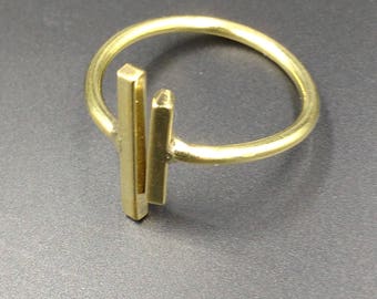 Two lines brass ring.