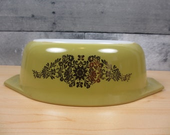 Pyrex Golden Garland Oval #043 Casserole without Lid