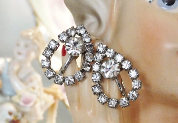 Rhinestone Earrings /Screw On