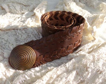Brown Leather Braided Moroccan Belt - Brass Circular Buckle - Tienda Ho Company - BOHO Style