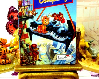 Oliver and Company Vintage Walt Disney Ladybird Book Series D207 Book of the Film 1990s