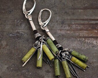 raw silver with green chrysoprase earrings • dangle earrings • 925 sterling silver • leather earrings