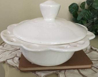 Mid Century California Pottery/Lid