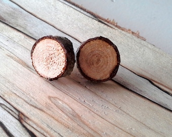 Wood live edge set of 2 small round tree branch post earrings, Jewelry studs for a natural style, customizable, casual cottage chic nature