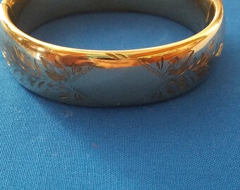 Vintage 1/20 12kt gf bracelet etched with floral design