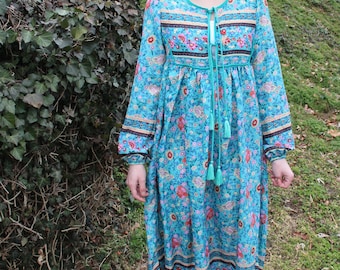 Vintage Blue and Floral Print Long Sleeved Hippie Dress