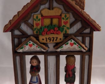 Vintage 1977 Hallmark "Weathervane" Twirl-About Ornament