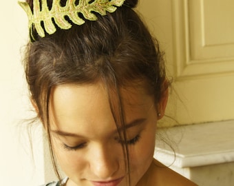 Green Textile Fern Leaf Bun Wrap Botanical Fiber Art Hair Accessory Fiber Art Gift for Her