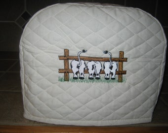 2 or 4 slice small appliance toaster cover with cow behinds
