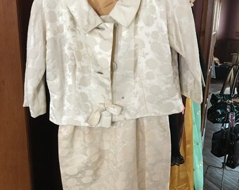 Vintage wedding dress suit