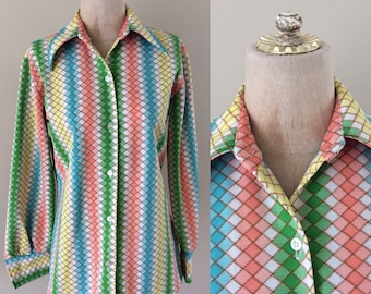 1970's Rainbow Print Polyester Button Up Vintage Shirt Top Blouse Size Large XL by Maeberry Vintage