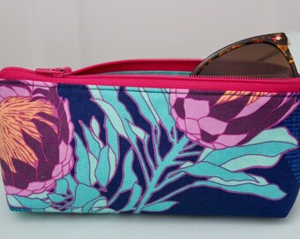 Zipper Sunglass case - Eyeglass Pouch - Gift for Her - Gift under 15 - Stocking Stuffer - Padded Sunglass Pouch - Floral Eyeglass case