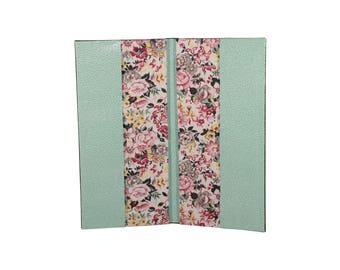 Protects family green rigid booklet 2 tones