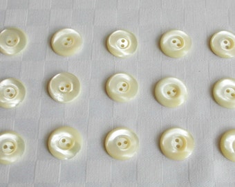 15 beautiful 2-hole MOP buttons - fine quality (20 mm - 13/16 in.)