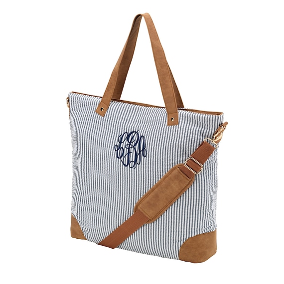 FREE MONOGRAM, Navy Seersucker Shoulder Bag, Travel Essencial Bags, Weekender Bag.