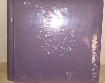 Creative Memories-7x7 Sentiments Album-Lilac W/ Silver Star & Swirls- New