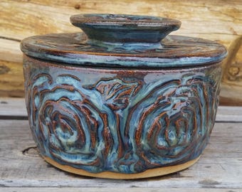 Pottery French Butter Crock, Roses, French Butter Crock with handle, Butter Dish, Ceramic Butter Crock, Butter Keeper, Cabbage Roses