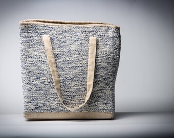 Linen shoulder bag with handwoven pattern