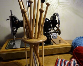 Wooden knitting needle stand