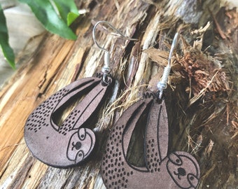 Sloth earrings, sloth jewelry, sloth Dangle earrings, Silver earrings, Leather Jewelry, fashion accessory, handmade earrings, essential oil