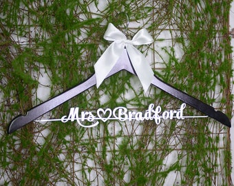 Custom Bridal Hanger, Personalized Wedding hanger, Bridal Hanger, Shower Gift from Maid of Honor, Bridesmaid Photo, Future Mrs. vet0014