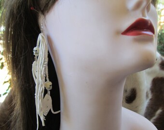 White Deerskin Leather Earrings With Silver And Skull Beads And Leather Feathers