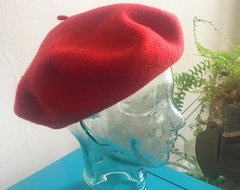 Red Beret Vintage Wool 50s 60s French Style