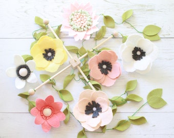 Flower Baby Mobile Floral Mobile Baby Girl Mobile Felt Flower Girls Mobile Nursery Decor