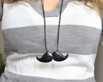 Moustache necklace - Gifts for her
