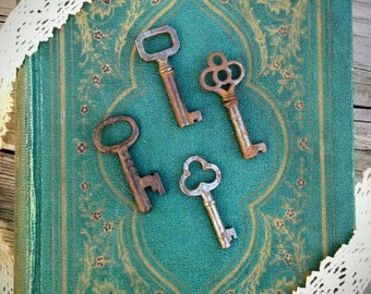 Antique Skeleton Keys - Set of 4