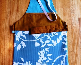 Apron 3-5 years/pattern of Turquoise - turquoise-Golden-Tan - tea time to play Mommy doll