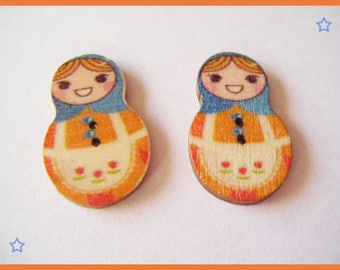 2 buttons - Russian doll matryoshka