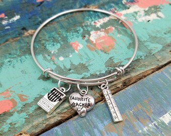 Teacher Bangle, Teacher Bracelet, Teacher Jewelry, Best Teacher, Teacher Appreciation Gift, Teacher's Day Gift, Pesonalized Teacher Gift