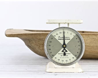 Vintage Scale Kitchen Scale White Scale Antique Kitchen Scale Rusty Scale Rustic Kitchen Scale Rusty Old Scale Farmhouse Decor