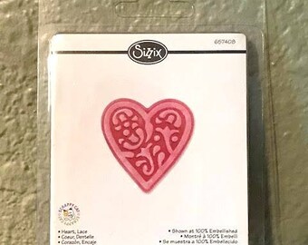 Sizzix Lace Heart Embosslit 657408 - New