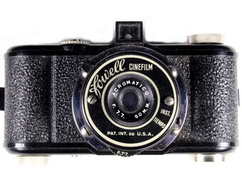 Vintage 1950s Fowell Camera Bakelite
