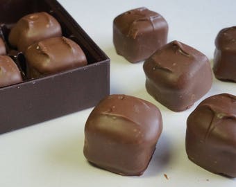 Milk Chocolate Peanut Butter Creams 15pc. box w/clear top