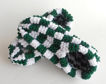 Pantoufles Phentex à carreaux,femme et homme, couleur vert foncé et blanc