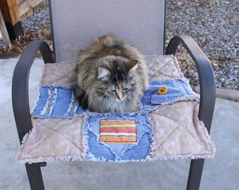 Denim cat blanket, Pet Blanket, Pet Supplies, Pet Bedding, Handmade Pet Quilt, Pet Quilt, Pet Accessories, Luxury Cat Blanket, Cat Beds