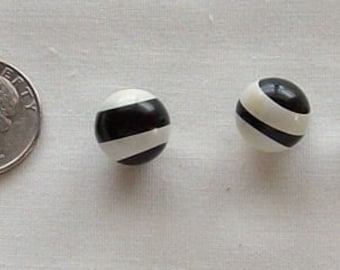 Vintage Round Black and White Lucite Shank Buttons, black, white,shank back, bumblebee button, vintage button, sewing, crafting, quilting