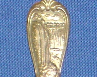 Vintage Niagara Falls (stem) Picture of Falls (top) on Gold Toned Souvenir Spoon