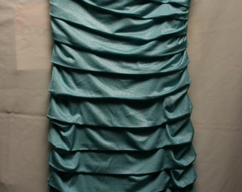 Vintage turquoise strapless dress