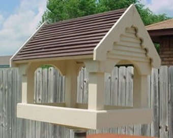 Swiss Chalet Platform Feeder