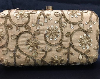Evening Clutch - Indian Clutch - Indian Bridal Purse - South Indian Purse - Prom Clutch - Prom Purse - Wedding Purse - Evening Bag - Desi -