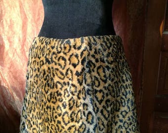 Faux Leopard Print Fur Skirt 90s M/L