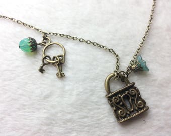 Bronze metal necklace green mystery