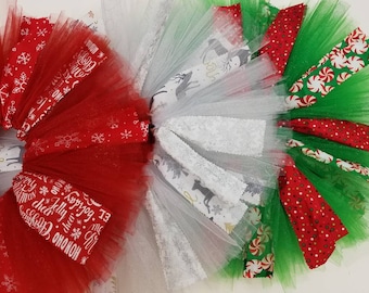 Sparkling Christmas tutu for babies and toddlers with optional bows. Christmas skirt. Holiday skirt. Glitter.