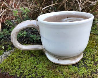 Mixed Clay Mug, Creamy Exterior