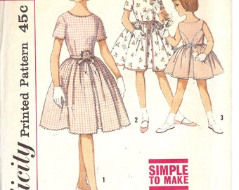 Simplicity 4366 Child's and Girls' One-Pierce Dress ID169