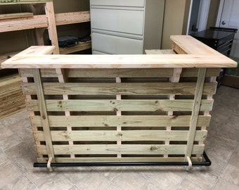 The Buccaneer ••Pallet Bar / Tiki Bar•• ( Un-finished ) L Shape, Left Or Right Hand Entry.
